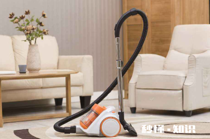 吸尘器漏水是怎么回事 吸尘器有水可以吸吗