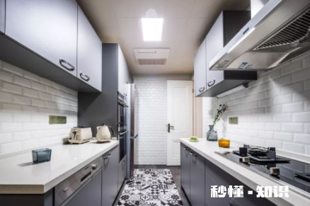 厨房上面的灯叫什么灯 买厨房灯的注意事项