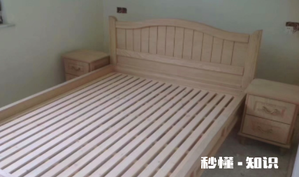 床上刷了清漆需要多长时间跑气 床刷了清漆怎么样去味