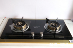 燃气灶换电池在哪里换 燃气灶没电池了是什么状态