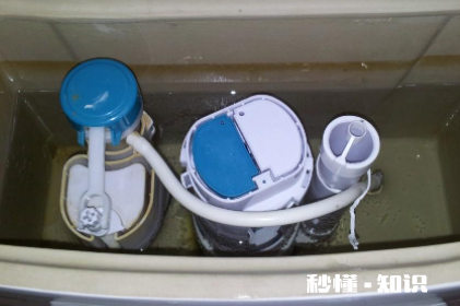 马桶水箱有水按下去不冲水怎么回事 马桶水箱不冲水是怎么回事