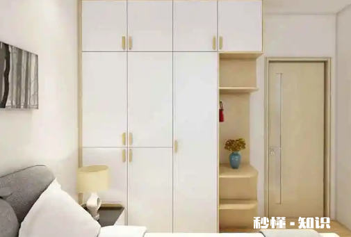 卧室衣柜要不要到顶 衣柜装到顶为什么不好