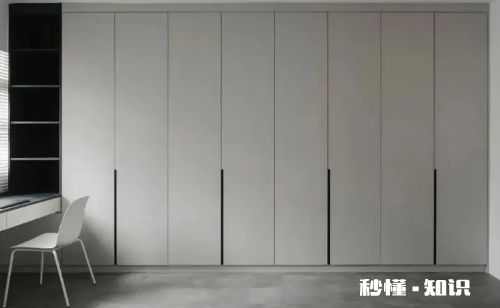 卧室衣柜要不要到顶 衣柜装到顶为什么不好