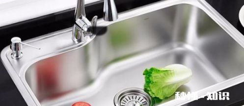 洗菜盆用什么胶固定不发霉 洗菜盆边缘漏水怎样解决