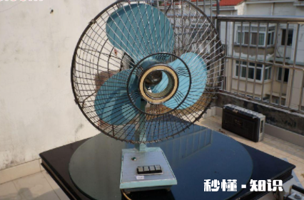 电风扇电机响扇叶不转是怎么回事 电风扇电机响声大什么原因