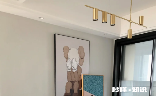 房子吊顶顶上可以不粉刷吗 顶楼房子为什么不能吊顶吗