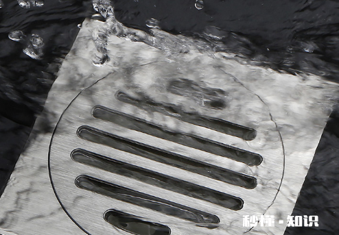 卫生间没有地漏只有蹲便怎么办 卫生间没有地漏怎么排水