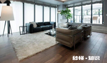 木地板有酸臭味是什么原因 地板酸臭味怎么去除