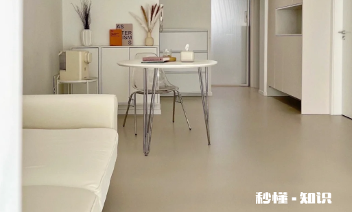 瓷砖有水印是因为有蜡吗 怎么看新地砖上有蜡还是没蜡