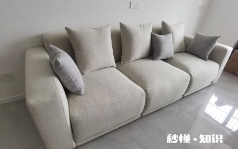 布艺沙发可以用洗衣机洗吗 布艺沙发可以喷酒精消毒吗