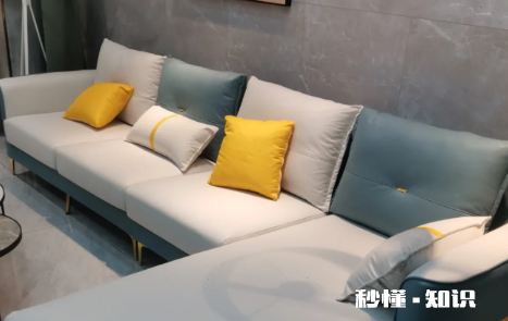 布艺沙发可以用洗衣机洗吗 布艺沙发可以喷酒精消毒吗