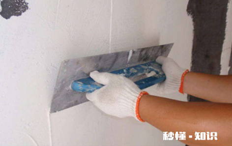 先刮腻子还是先贴PU线条 刮完腻子还可以贴石膏线吗