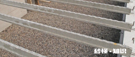 卫生间浴缸太重会压塌楼板吗 2吨水箱放楼顶会压塌吗