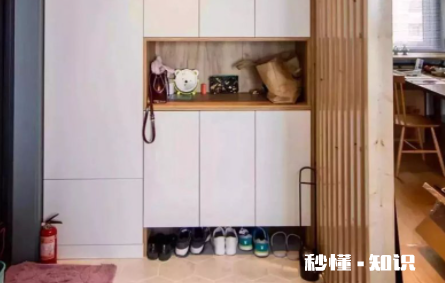 入户鞋柜高度多少合适 入门鞋柜有没有必要做到顶