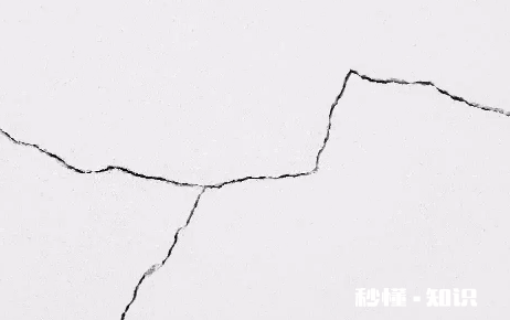 墙面开裂房子会倒吗 墙面开裂可以找物业吗