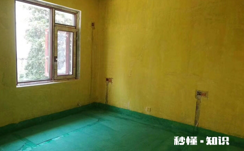 刷墙固前墙面要洒水吗 墙固刷上后多久失效