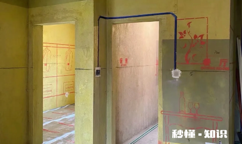 刷墙固前墙面要洒水吗 墙固刷上后多久失效