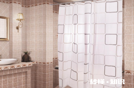 浴帘洗澡时往身上飘怎么办 洗澡浴帘为什么贴着