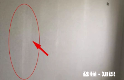 墙布溢胶有印子怎么办 墙布怎么贴不会漏胶