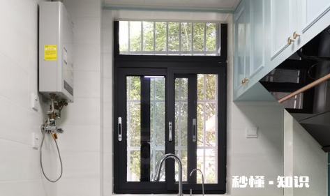 橱柜受潮起鼓怎么修复 厨房橱柜里返潮发霉怎么办