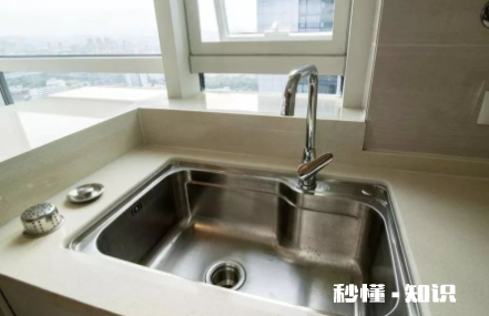 厨房面盆漏水怎么办 厨房洗碗池下面漏水怎么办