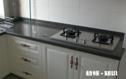 厨房橱柜门关不严如何处理 橱柜门一关哐当响怎么才能没有声音