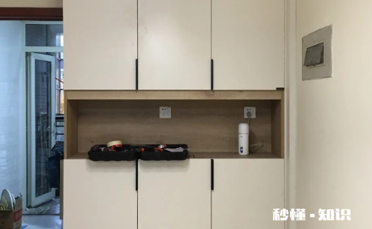 二手房翻新是先装门还是先装地板 二手房翻新是做柜子还是买