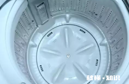 洗衣机里面的脏东西怎样清理 洗衣机的脏东西排不出去怎么办