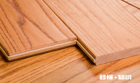 铺木地板下面垫的是什么东西 木地板需要铺防潮垫吗