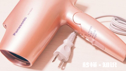 电吹风很响怎么回事 电吹风用久了噪声很大怎么办