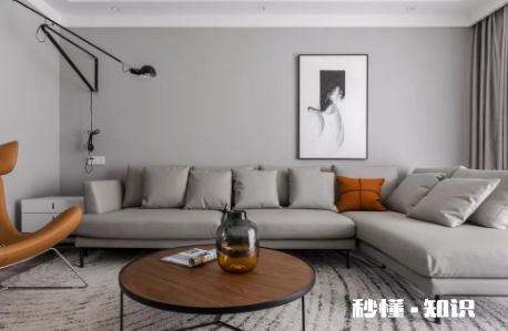 灰色墙面怎么装饰好看 灰色墙配什么窗帘合适