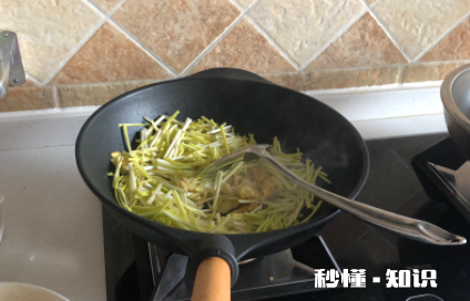 煤气灶一直有打火的声音是怎么回事 煤气灶打火有声音吗