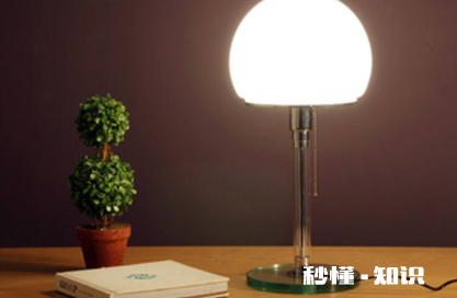 怎样看台灯伤不伤眼睛 台灯闪烁会伤眼睛吗