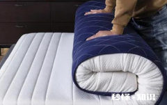 老年人睡乳胶床垫几公分的合适 乳胶床垫要买多厚的