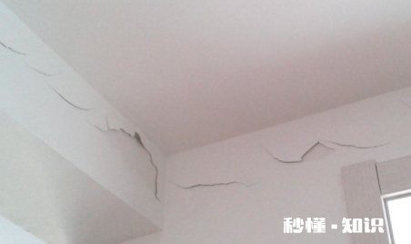 乳胶漆墙面起壳是什么原因 乳胶漆起壳脱落处理办法