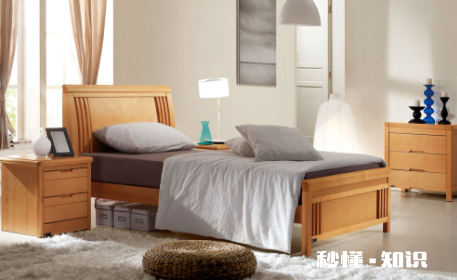 密度板的床用了10年还有味道是甲醛吗 床是实木的好还是密度板的好