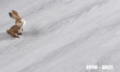 复合木地板可以改色吗 复合木地板可以刷漆吗