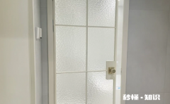 卫生间门是不是要比房间门矮一点 卫生间门用长虹玻璃还是磨砂玻璃好