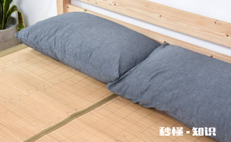 夏天怎么铺床单和席子 凉席和床单哪个凉快