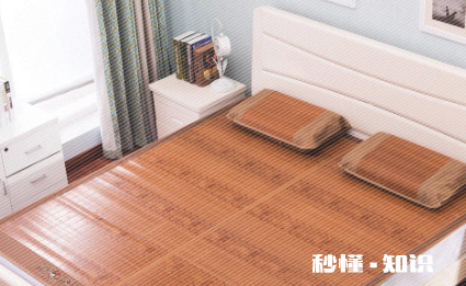 夏天怎么铺床单和席子 凉席和床单哪个凉快