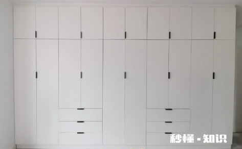 木工打衣柜是现场切割吗 木工打衣柜是固定在墙上吗