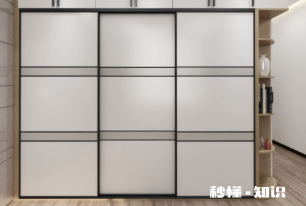 衣柜买推拉门的还是买开门的好 衣柜推拉门坏了怎么修理