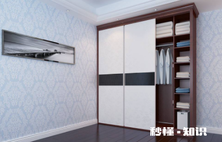 衣柜买推拉门的还是买开门的好 衣柜推拉门坏了怎么修理