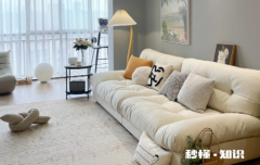 沙发一定要和门放在同一侧吗 一般进门是看到电视墙还是沙发墙