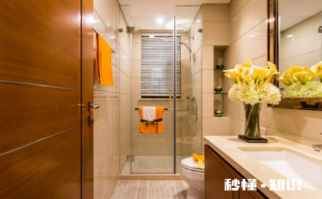 屎太硬堵住马桶能泡软吗 屎太硬堵住马桶一晚上能好吗