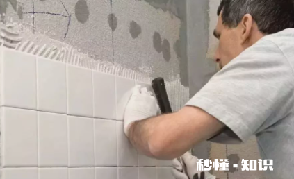 什么胶能在瓷砖上粘牢东西 瓷砖粘东西了怎么去除