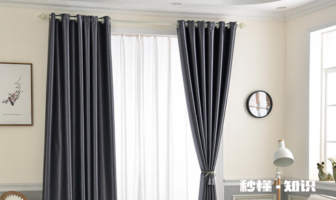 罗马杆窗帘上面透光怎么办 窗帘轨道怎么装不透光
