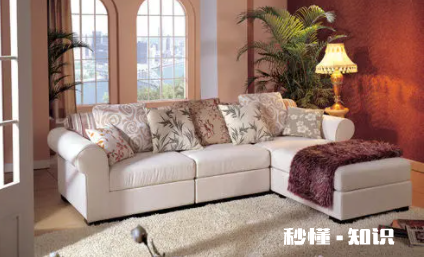 沙发海绵坐久了塌陷下了怎么办 沙发压的时间长了海绵怎样恢复