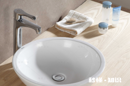 白瓷洗脸盆污垢用什么洗 白色陶瓷洗脸盆发黄怎么办