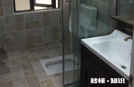 浴室玻璃隔断怎么固定 浴室玻璃隔断要不要到顶